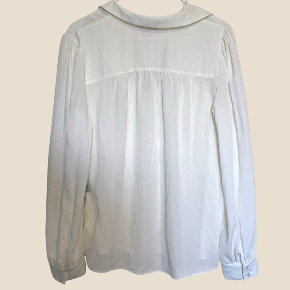 ModCloth NWT Blouse Button Up White Long Sleeve Size Medium - Picture 2 of 6